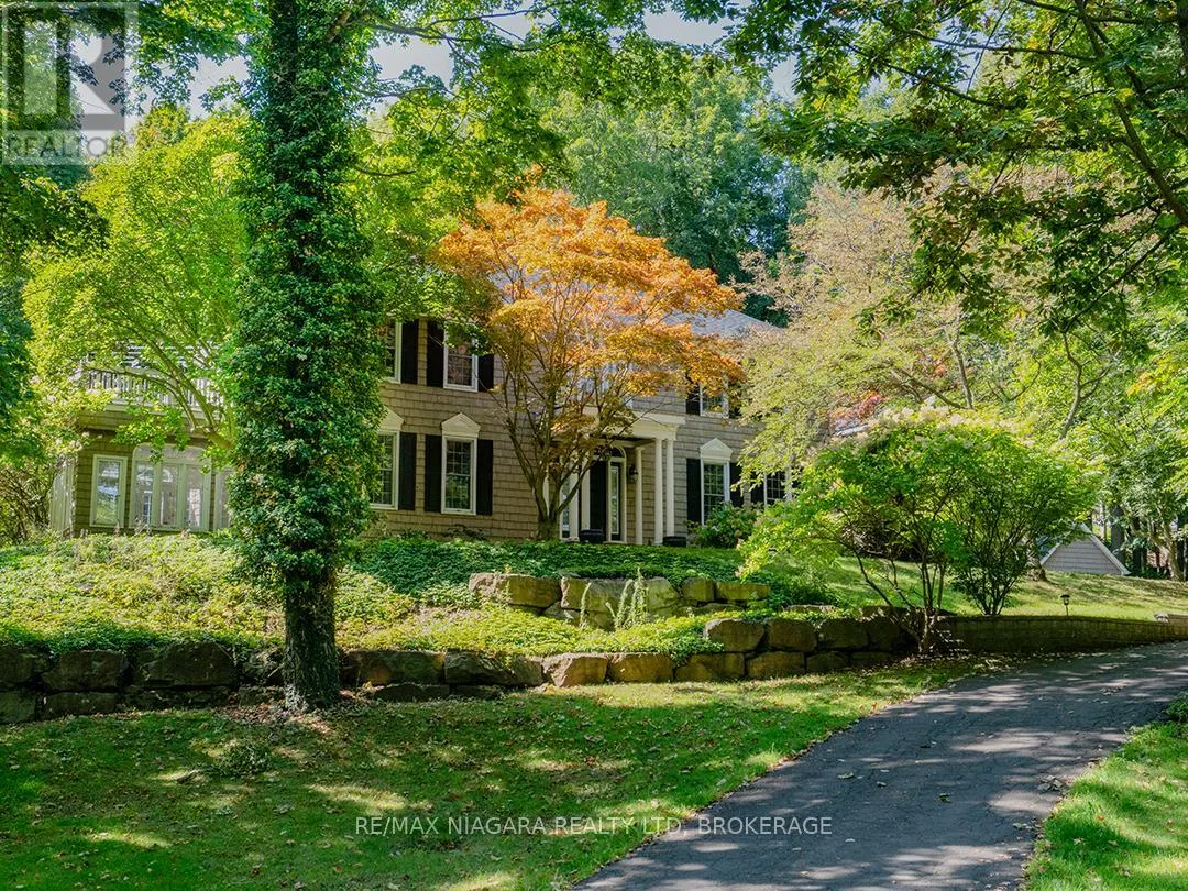 10187 LAKESHORE ROAD W