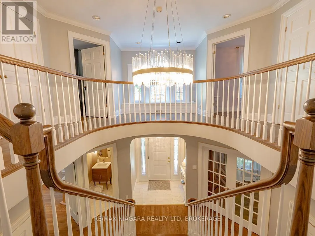 10187 LAKESHORE ROAD W