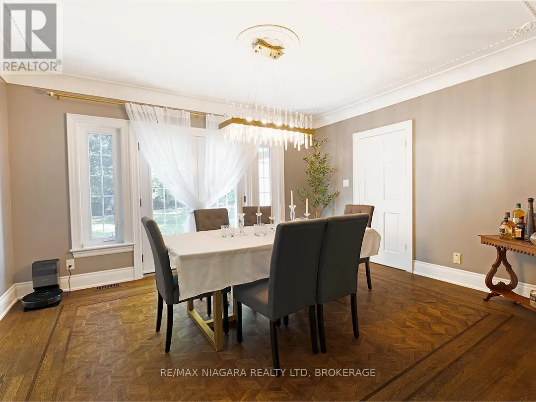 10187 LAKESHORE ROAD W