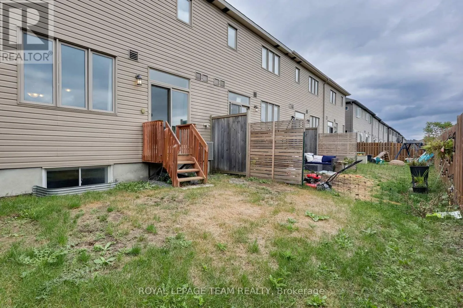 233 KIMPTON DRIVE
