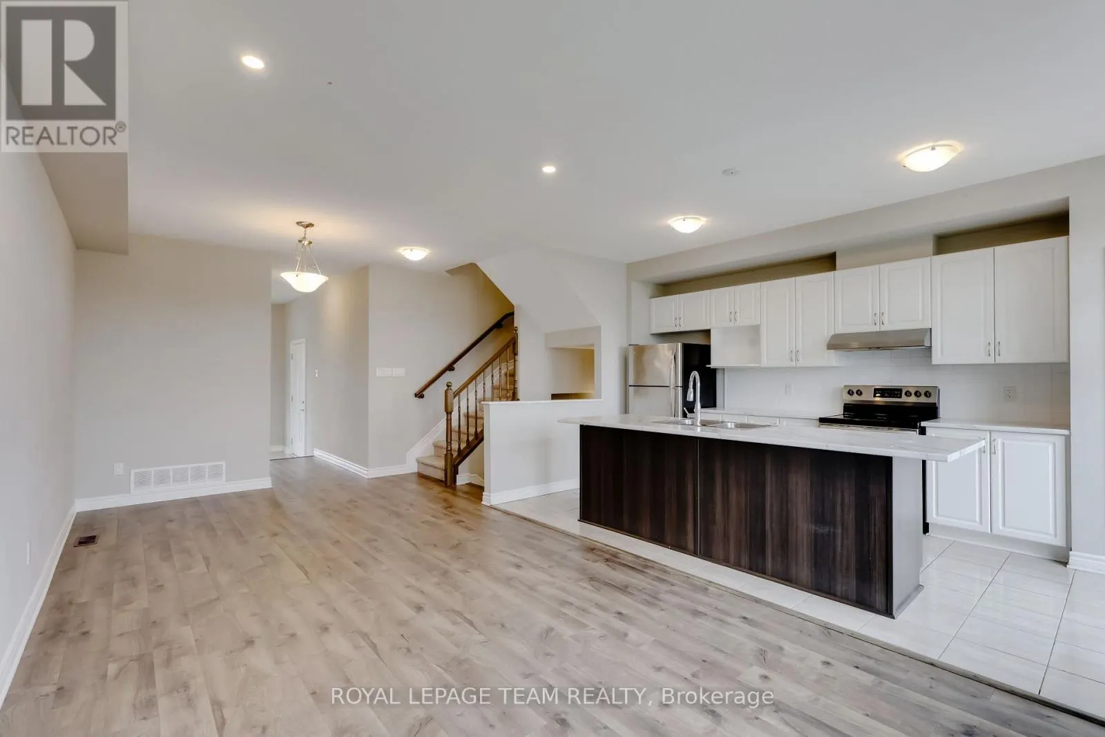 233 KIMPTON DRIVE