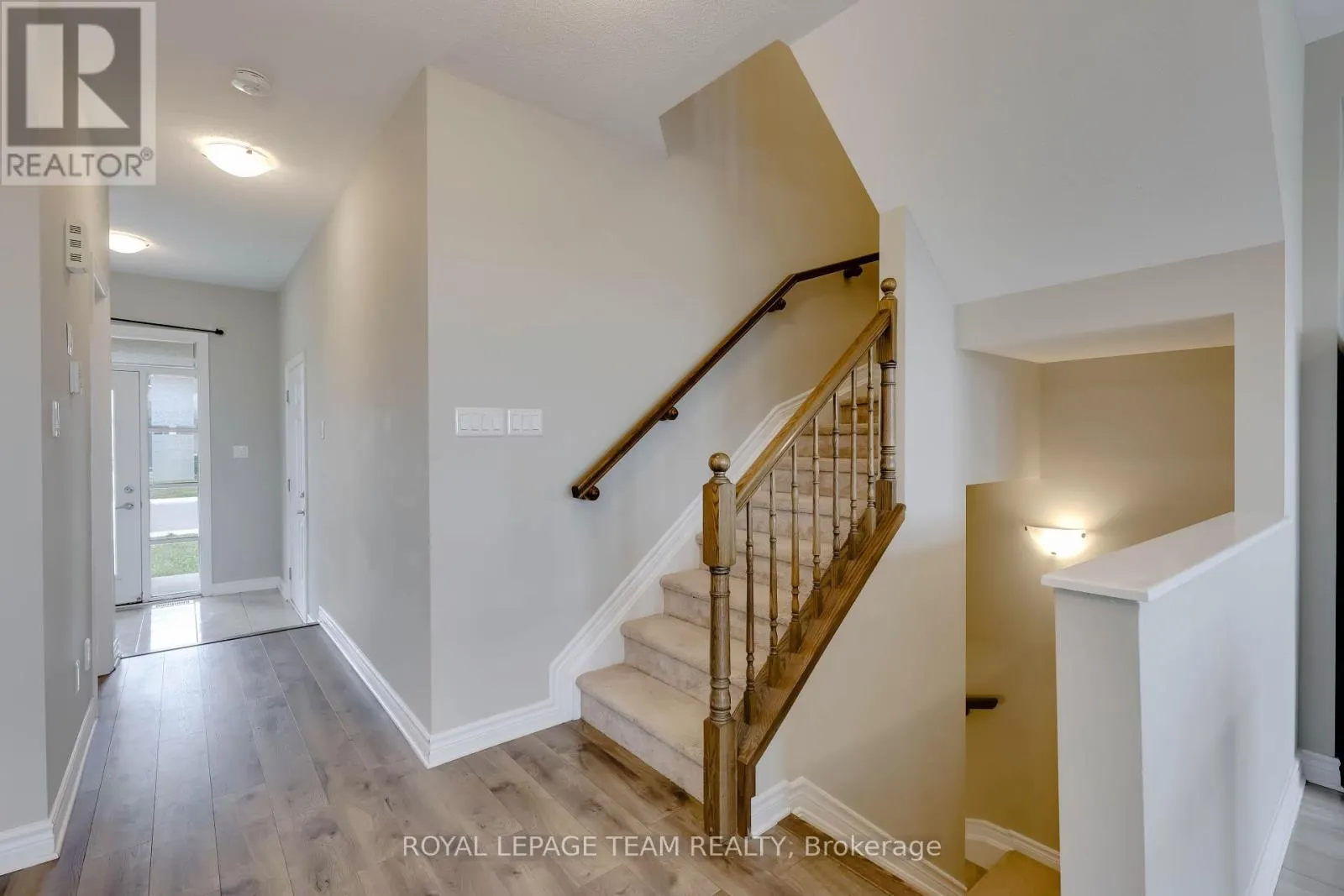 233 KIMPTON DRIVE