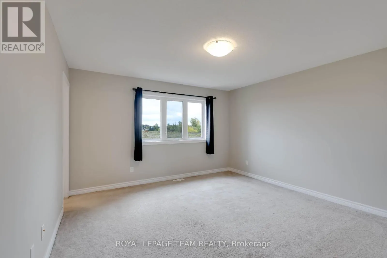 233 KIMPTON DRIVE