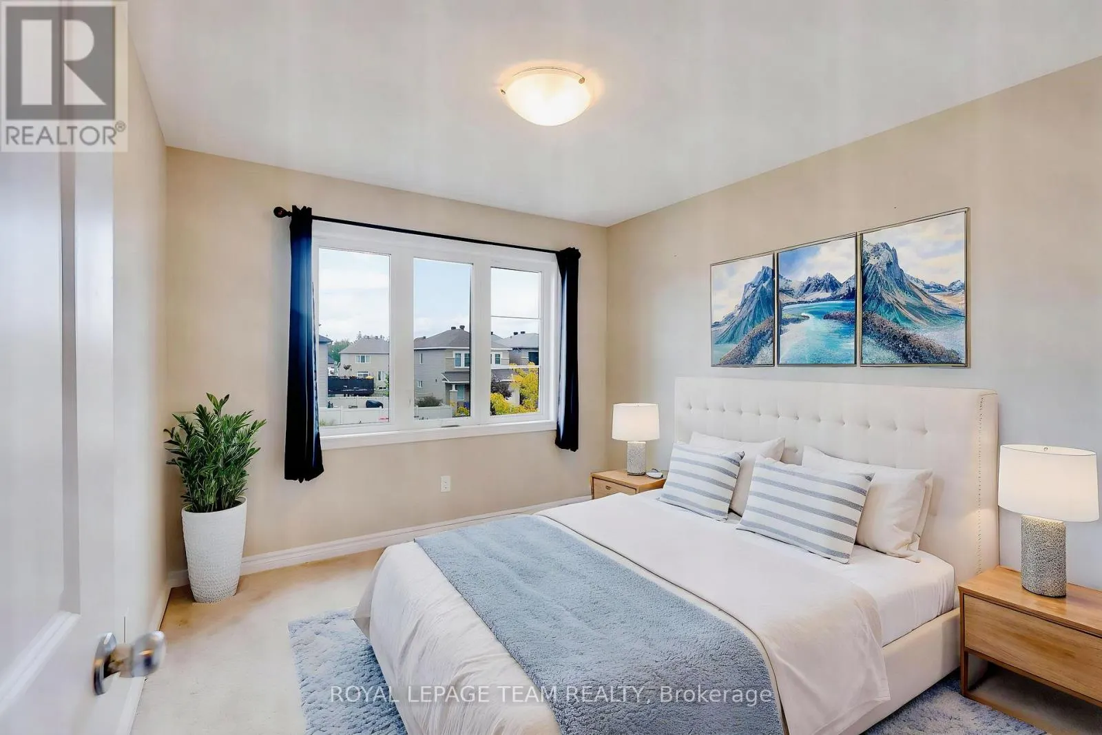 233 KIMPTON DRIVE