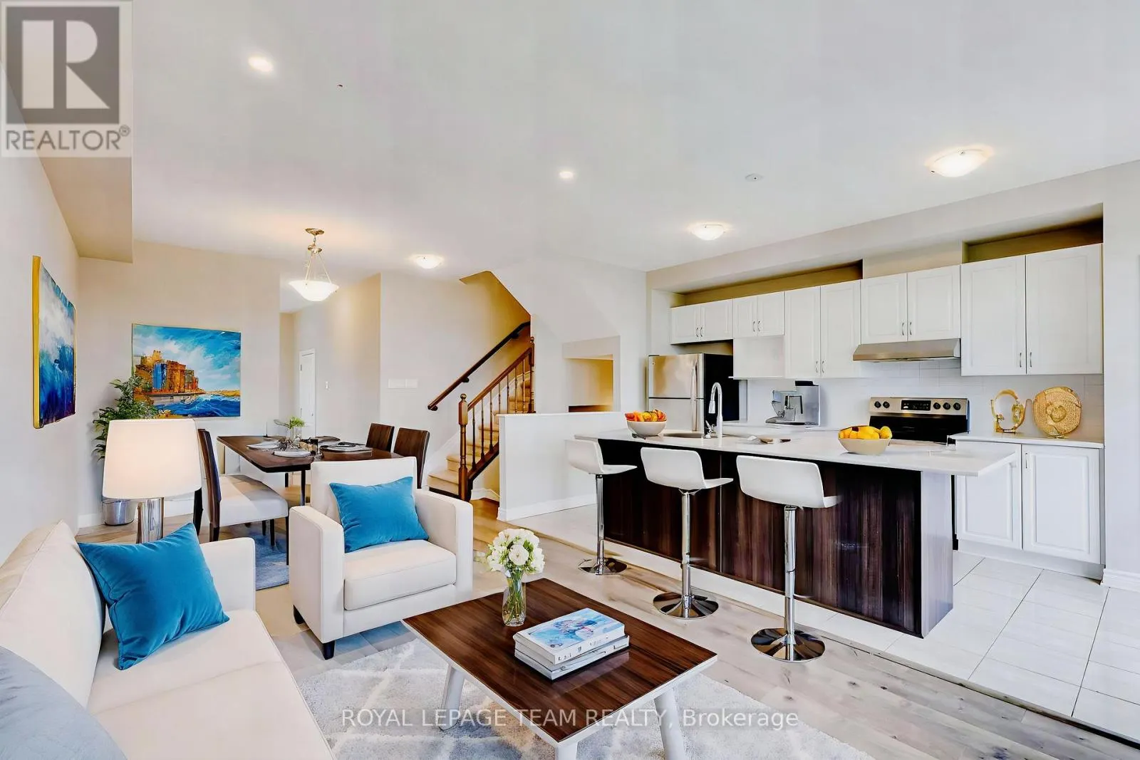233 KIMPTON DRIVE