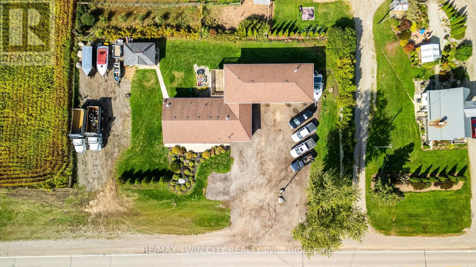 591 GOVERNORS ROAD E