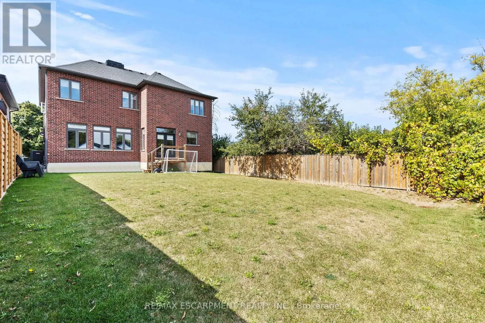 44 LECKIE AVENUE