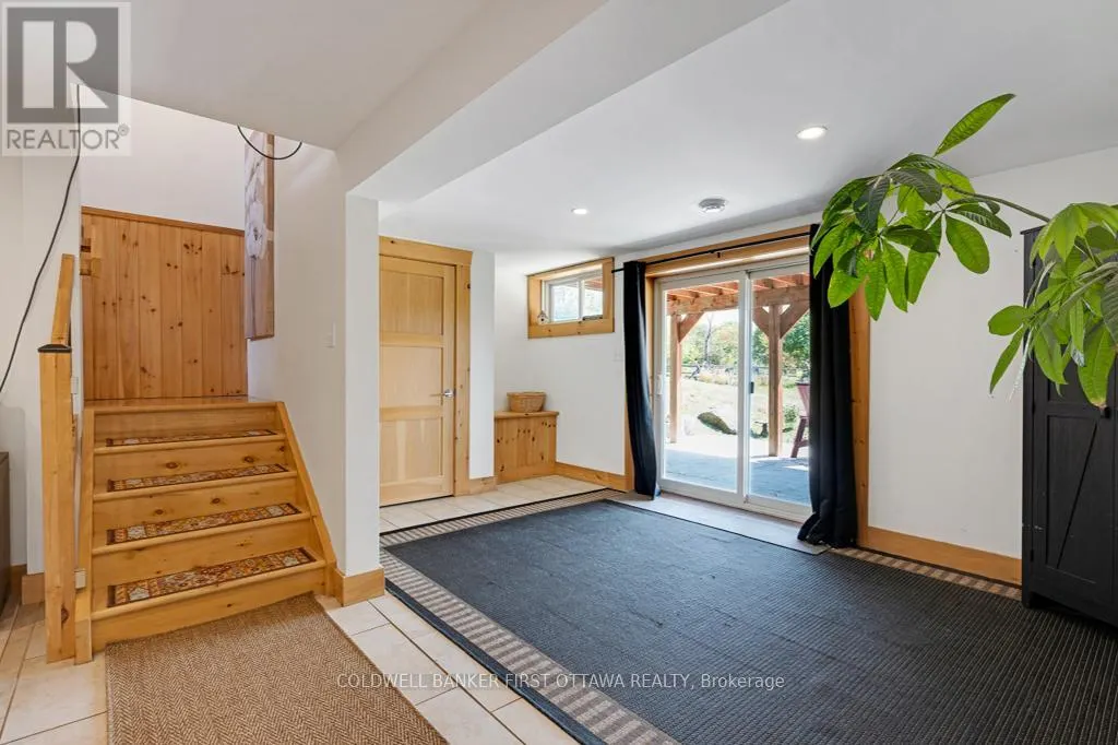 473 ENNIS ROAD