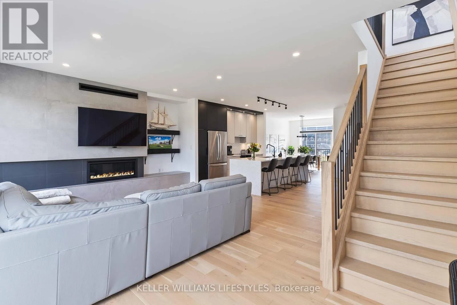 18 - 231 CALLAWAY ROAD, #18
