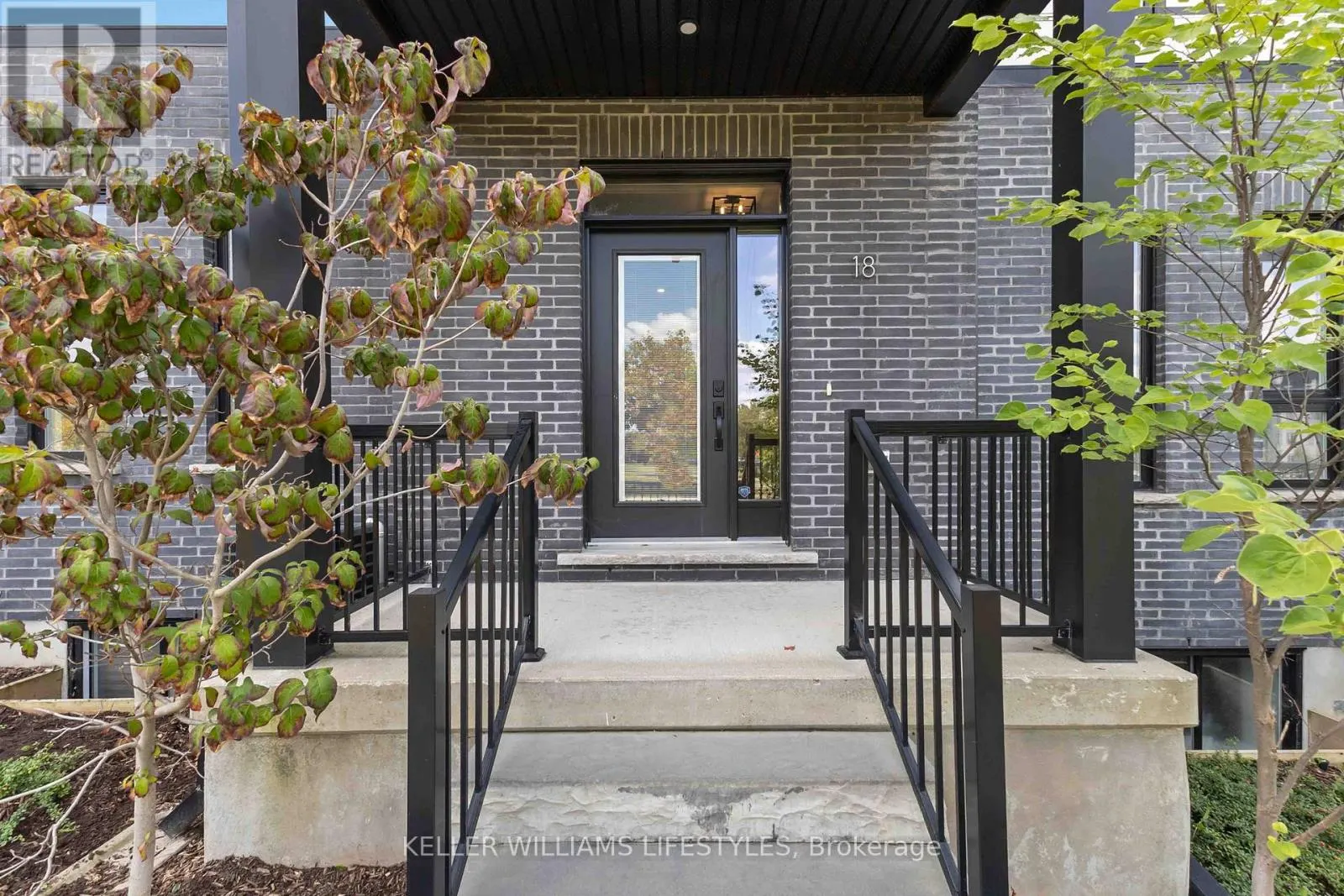 18 - 231 CALLAWAY ROAD, #18