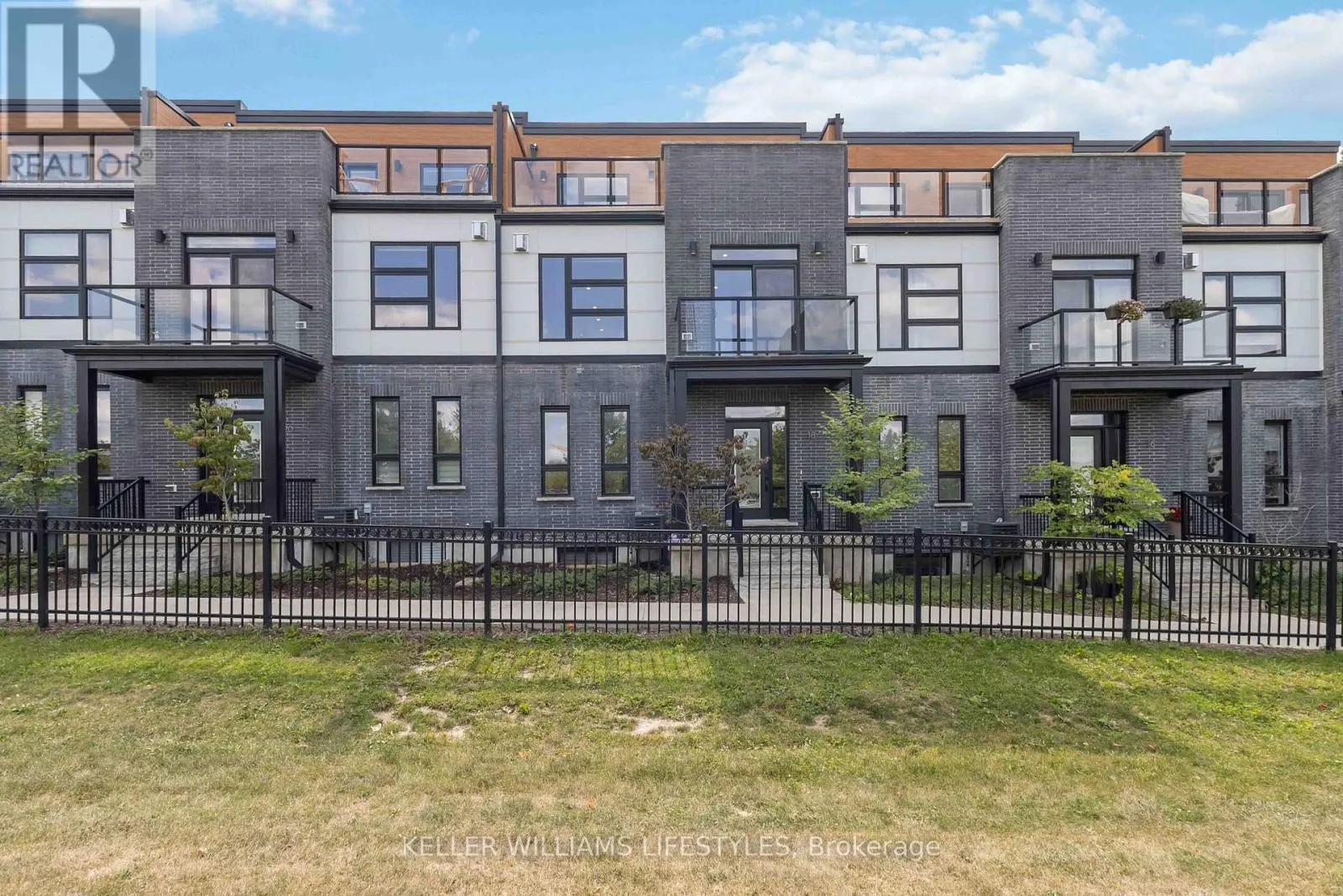 18 - 231 CALLAWAY ROAD, #18