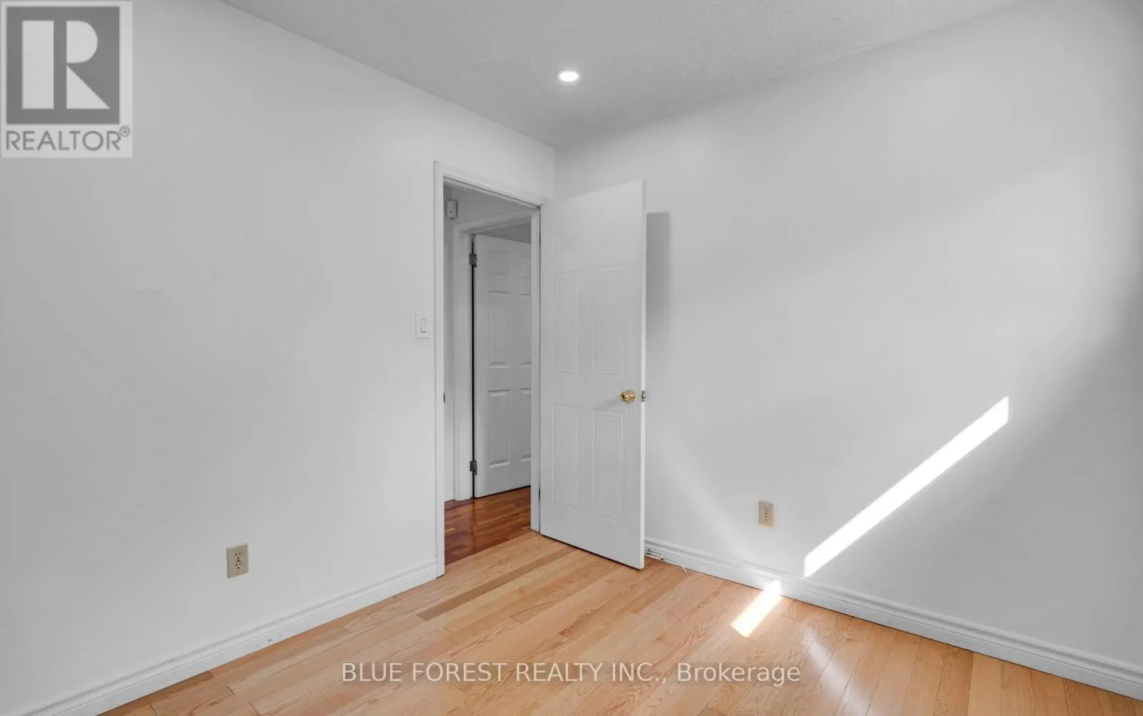 92 ARDSLEY ROAD