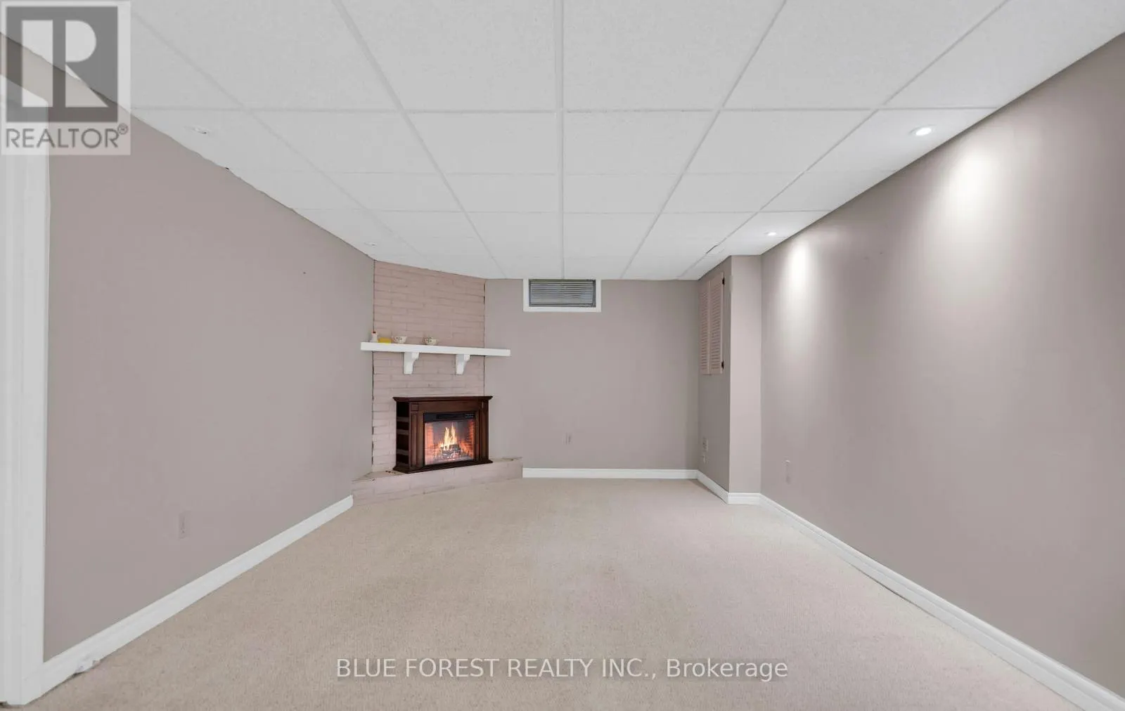 92 ARDSLEY ROAD
