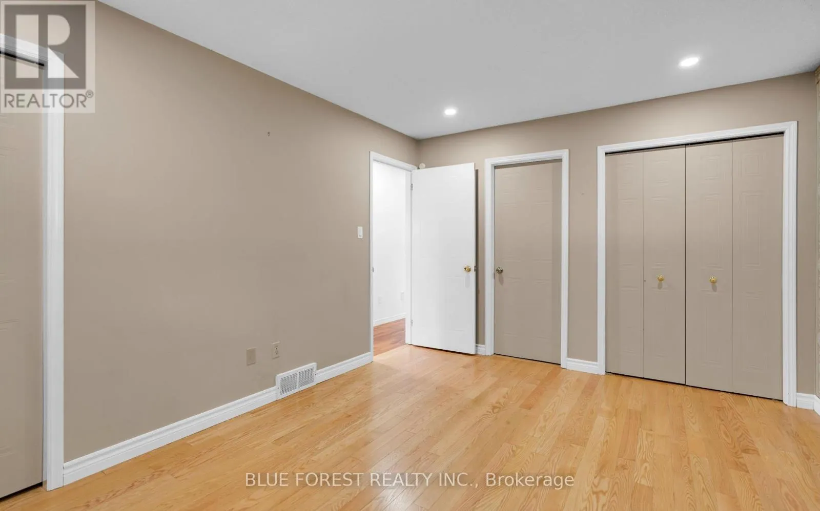92 ARDSLEY ROAD