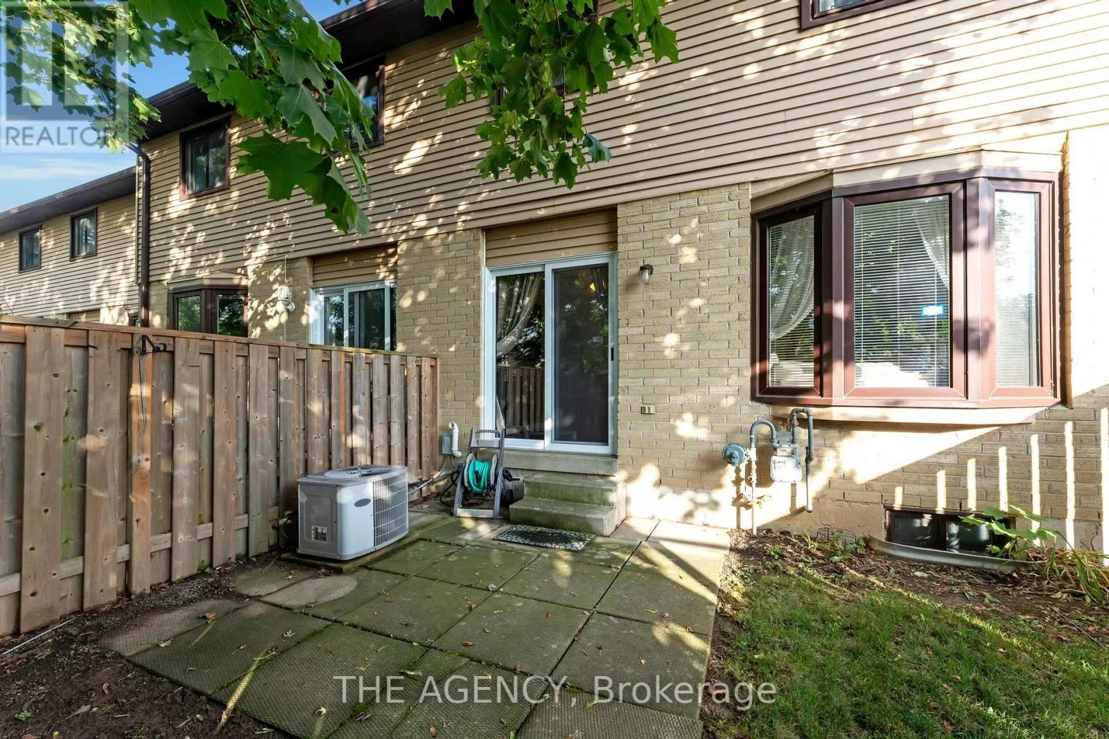 48 - 860 RYMAL ROAD E