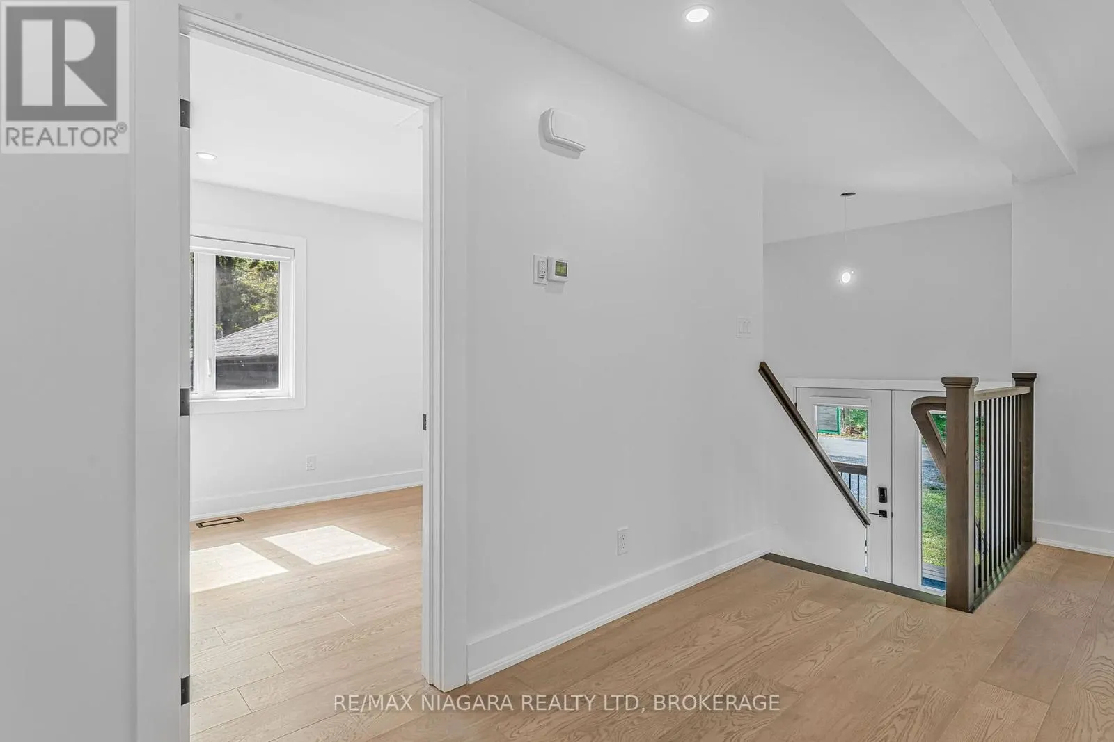 1018 RIDGEWOOD AVENUE