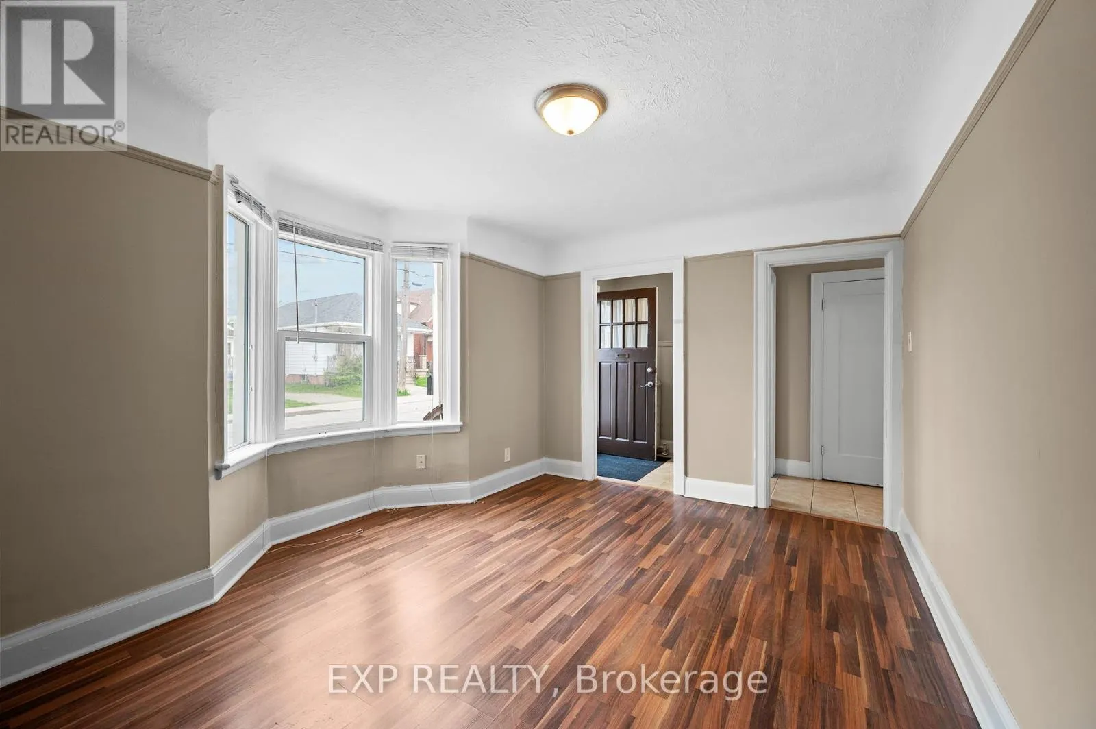 54 FREDERICK AVENUE