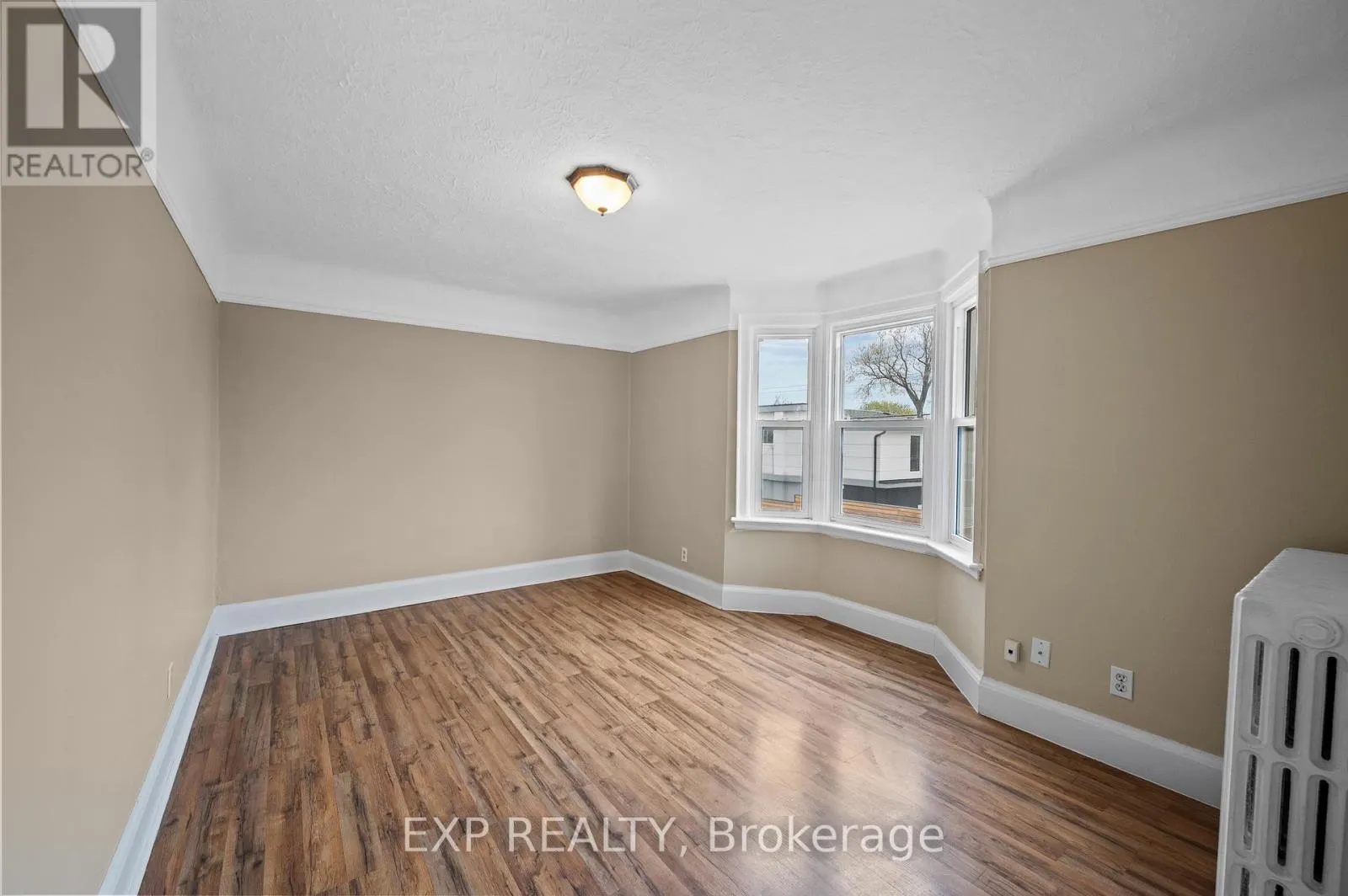 54 FREDERICK AVENUE