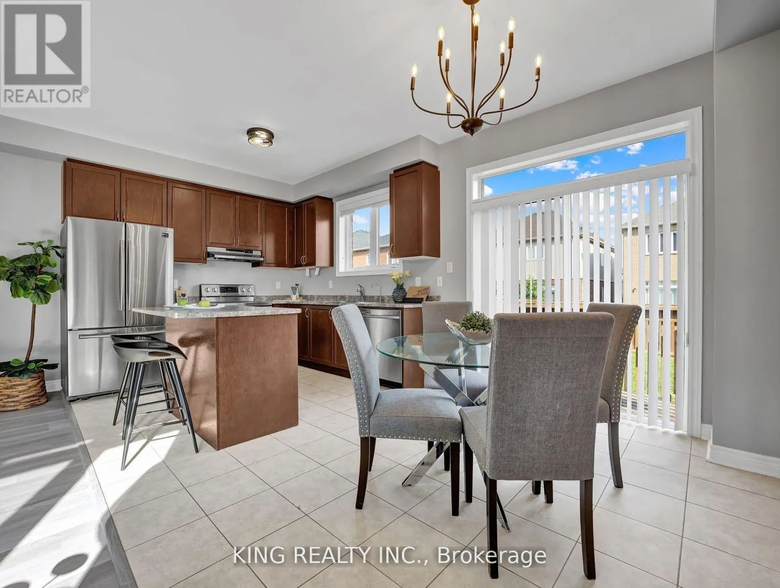 15 HARTLEY AVENUE