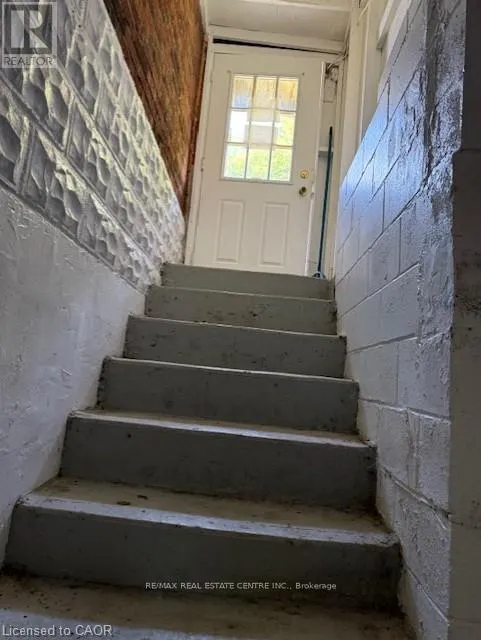 77 EMERSON STREET