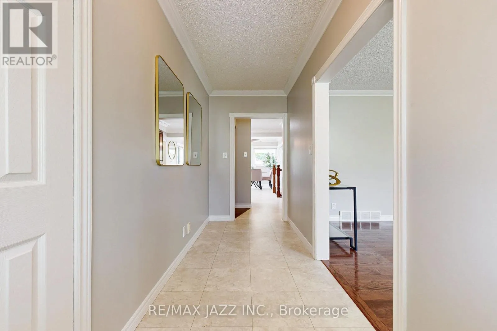 13 SPRINGBROOK ROAD