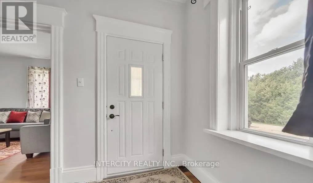 8731 WELLINGTON ROAD