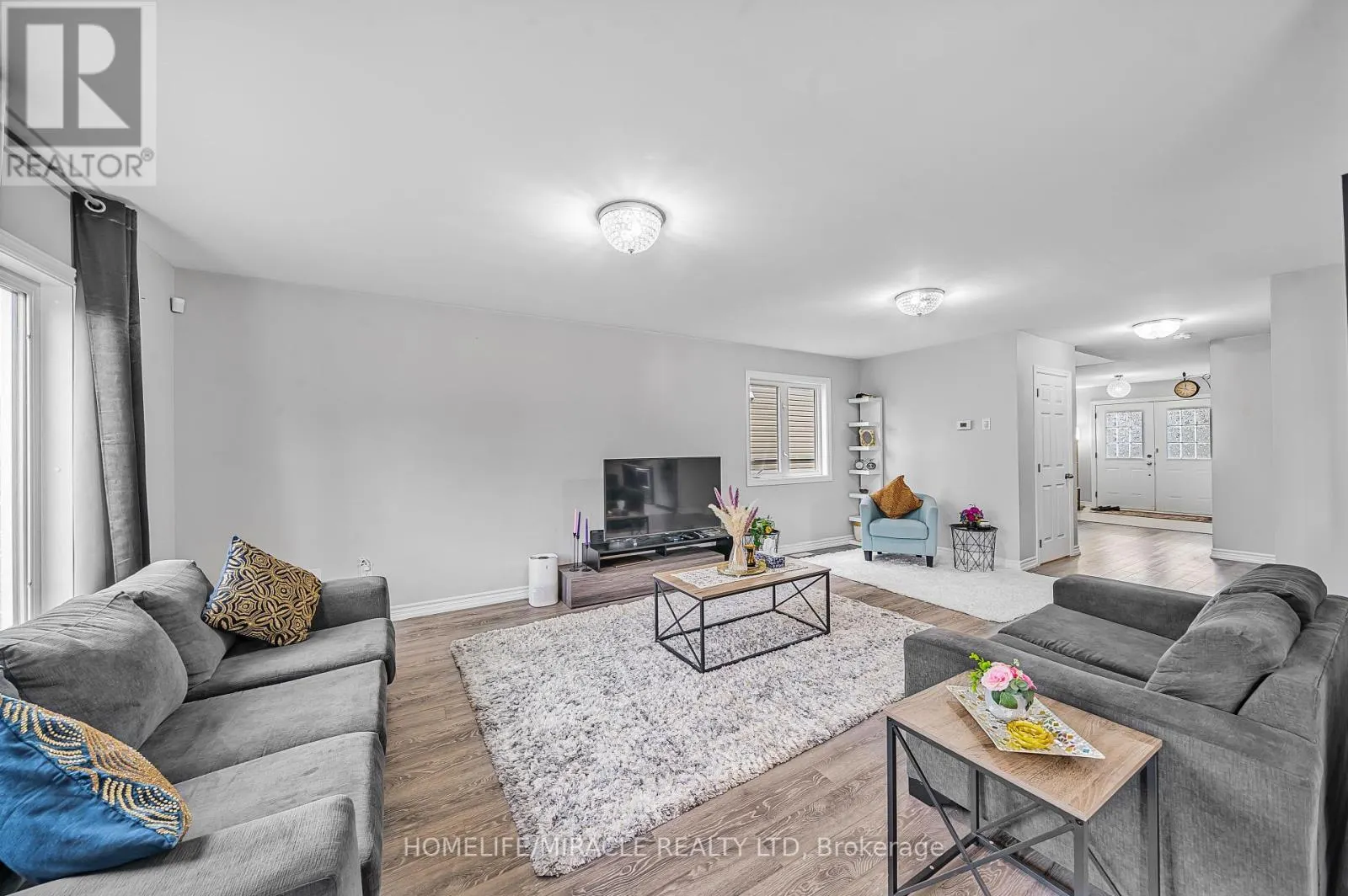 63 BRENNAN CRESCENT