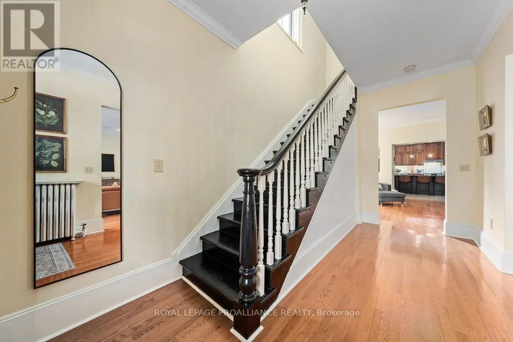 7 FORIN STREET