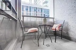 303 - 150 MAIN STREET W
