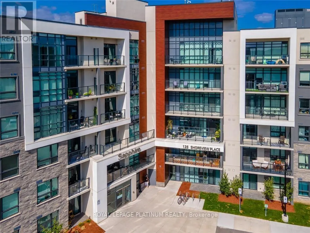 233 - 125 SHOREVIEW PLACE