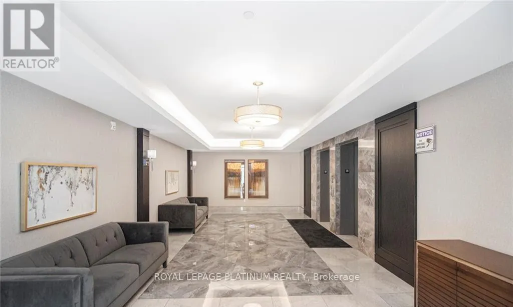 233 - 125 SHOREVIEW PLACE