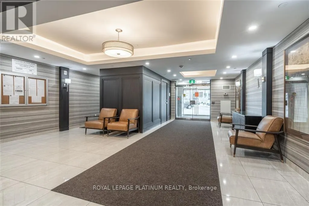 233 - 125 SHOREVIEW PLACE