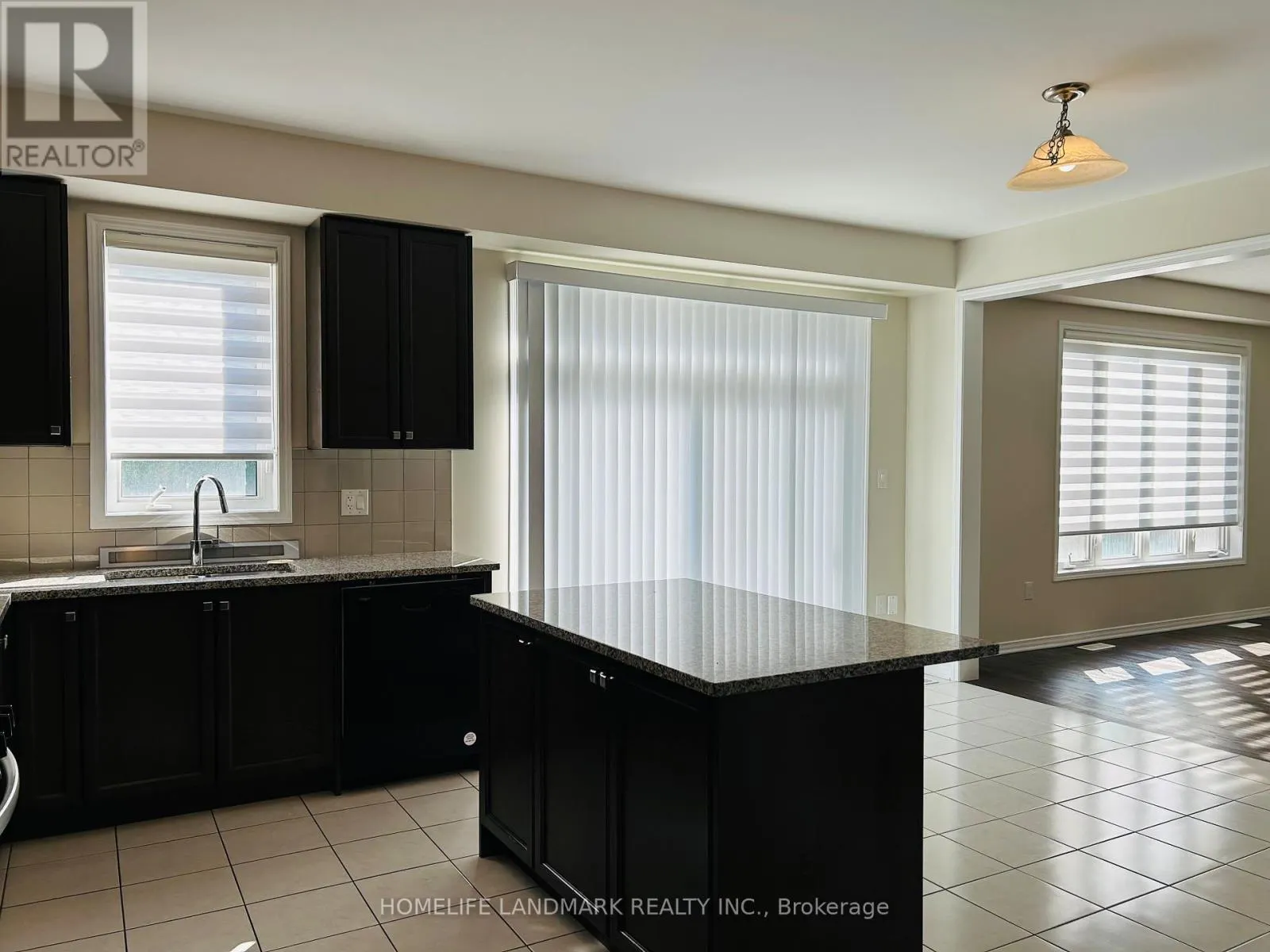 97 CACTUS CRESCENT