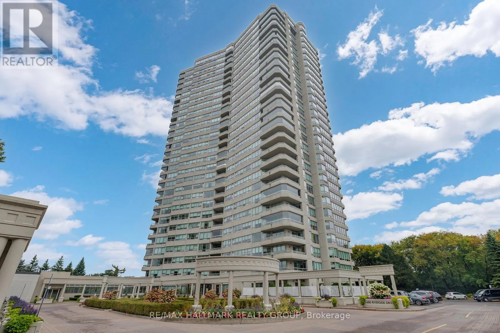 2204 - 1480 RIVERSIDE DRIVE