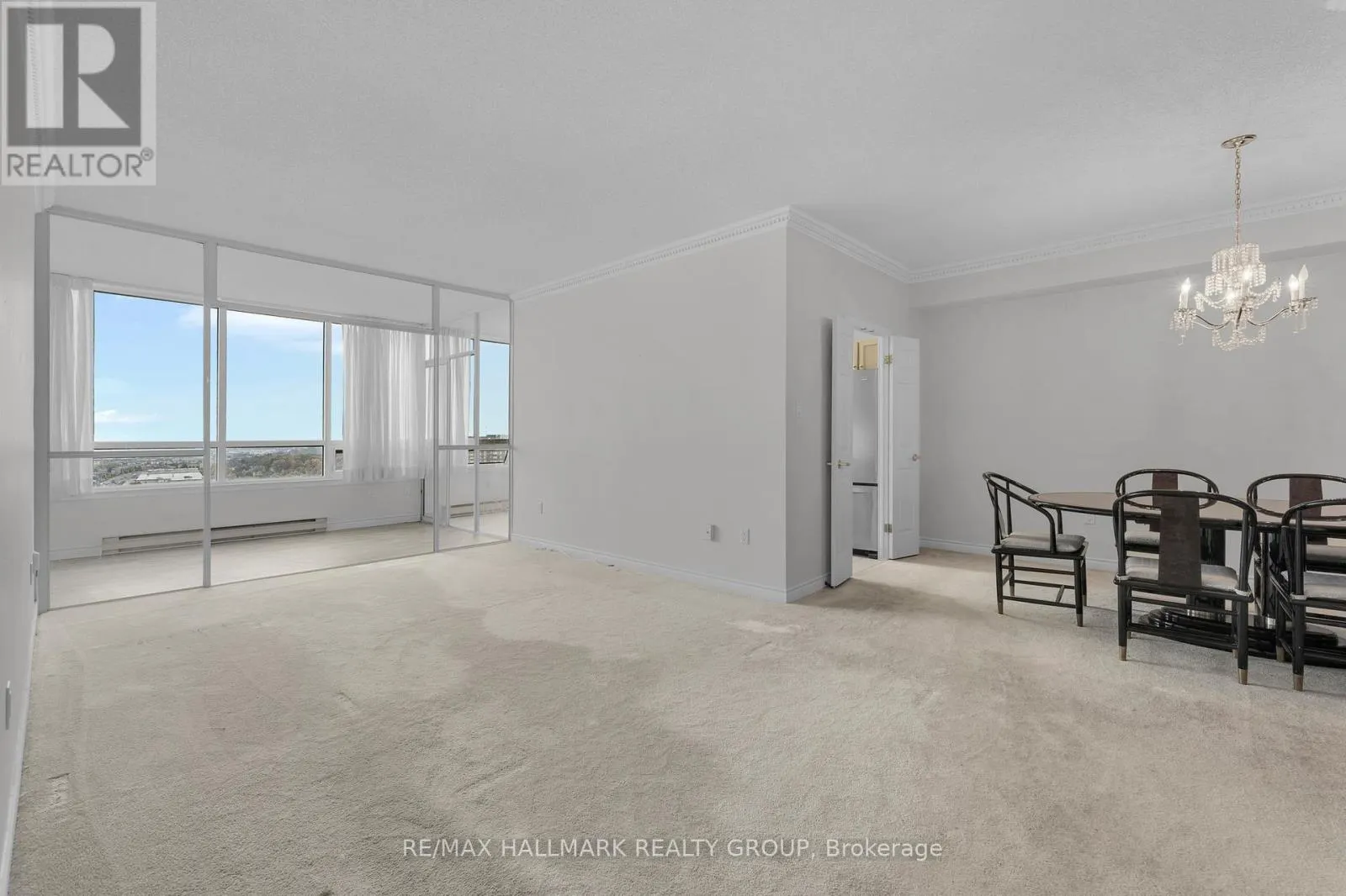 2204 - 1480 RIVERSIDE DRIVE
