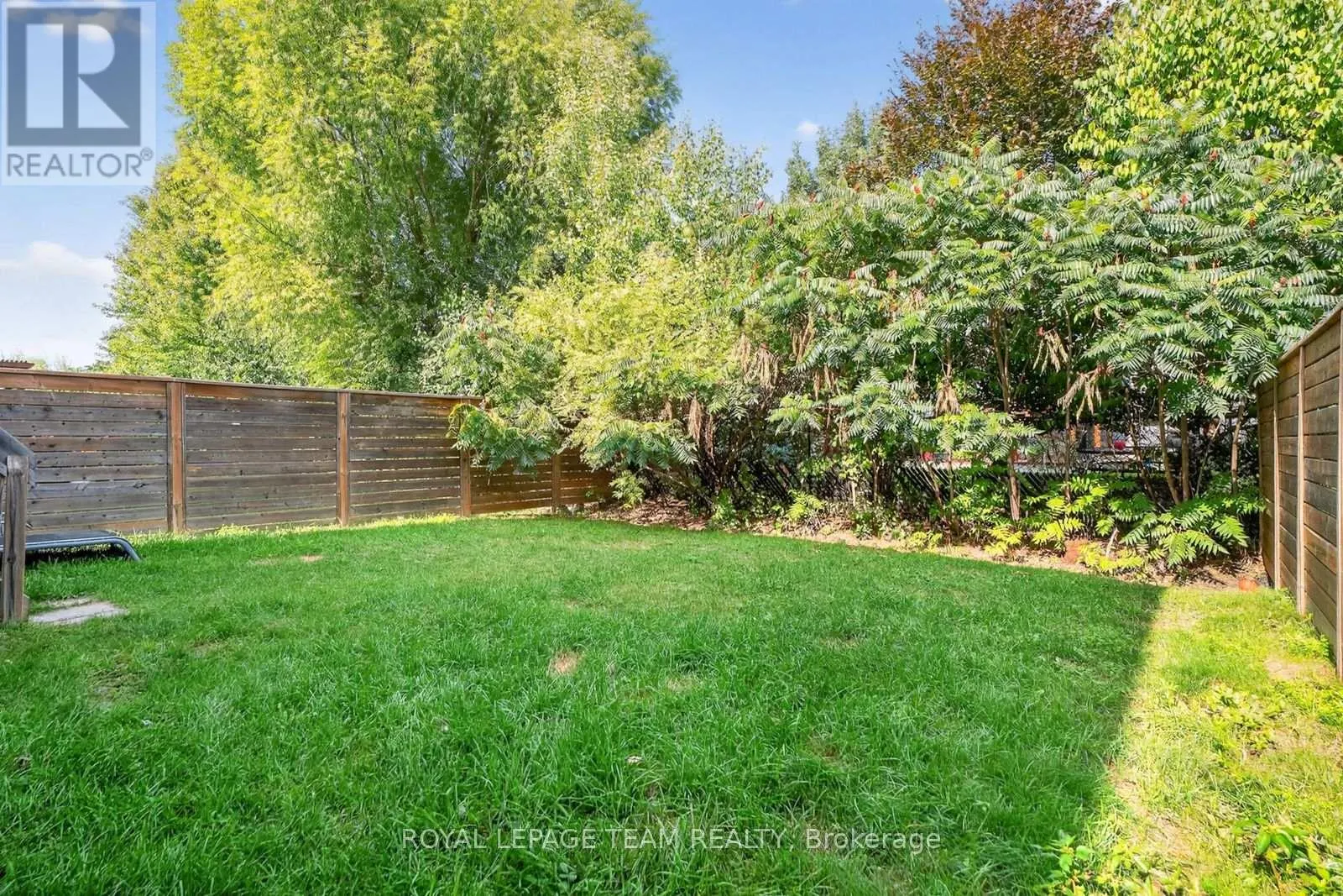 619 GERANIUM WALK