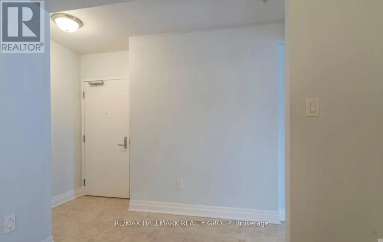 305 - 90 LANDRY STREET