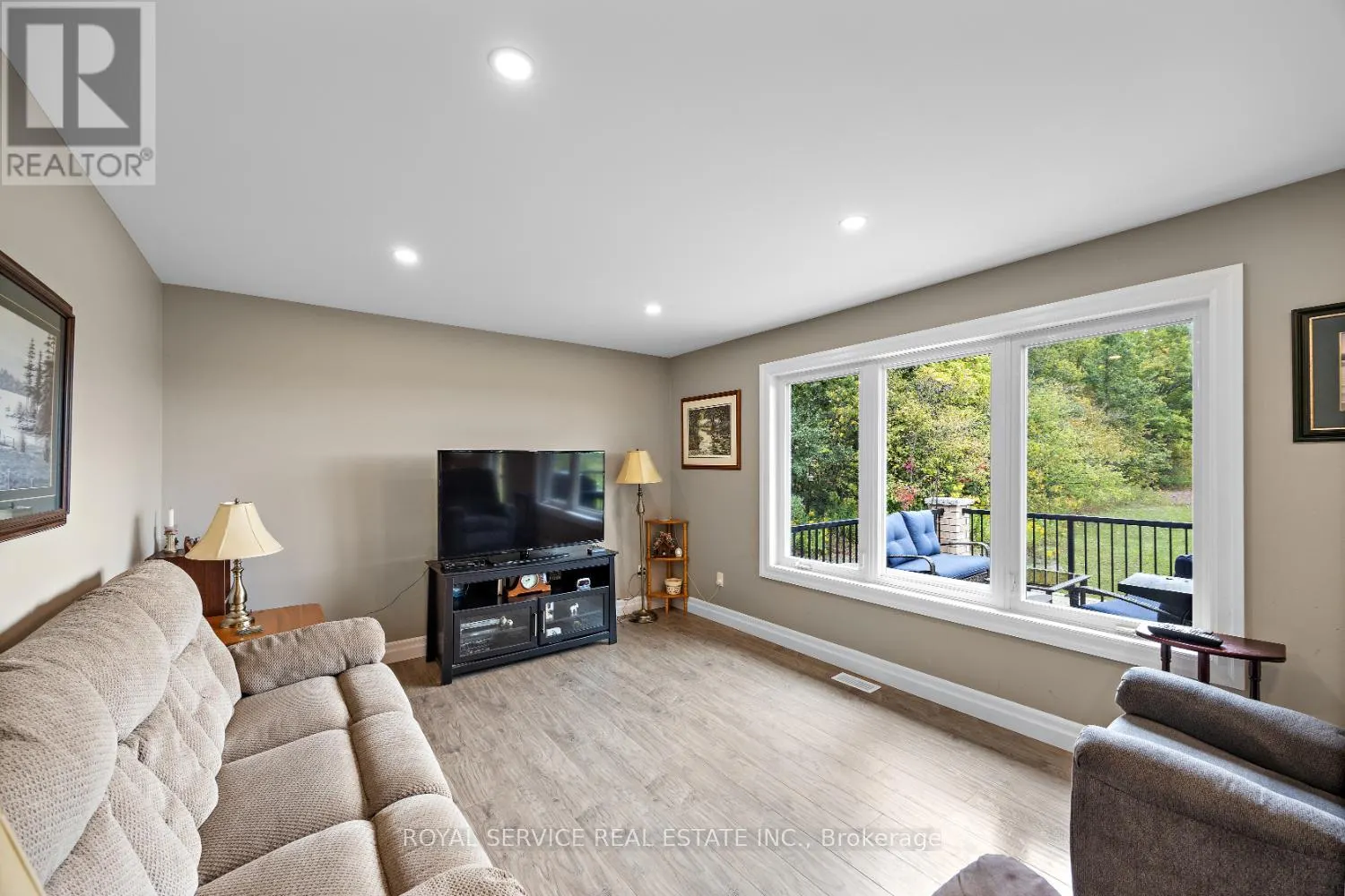 381 SHARPE LINE