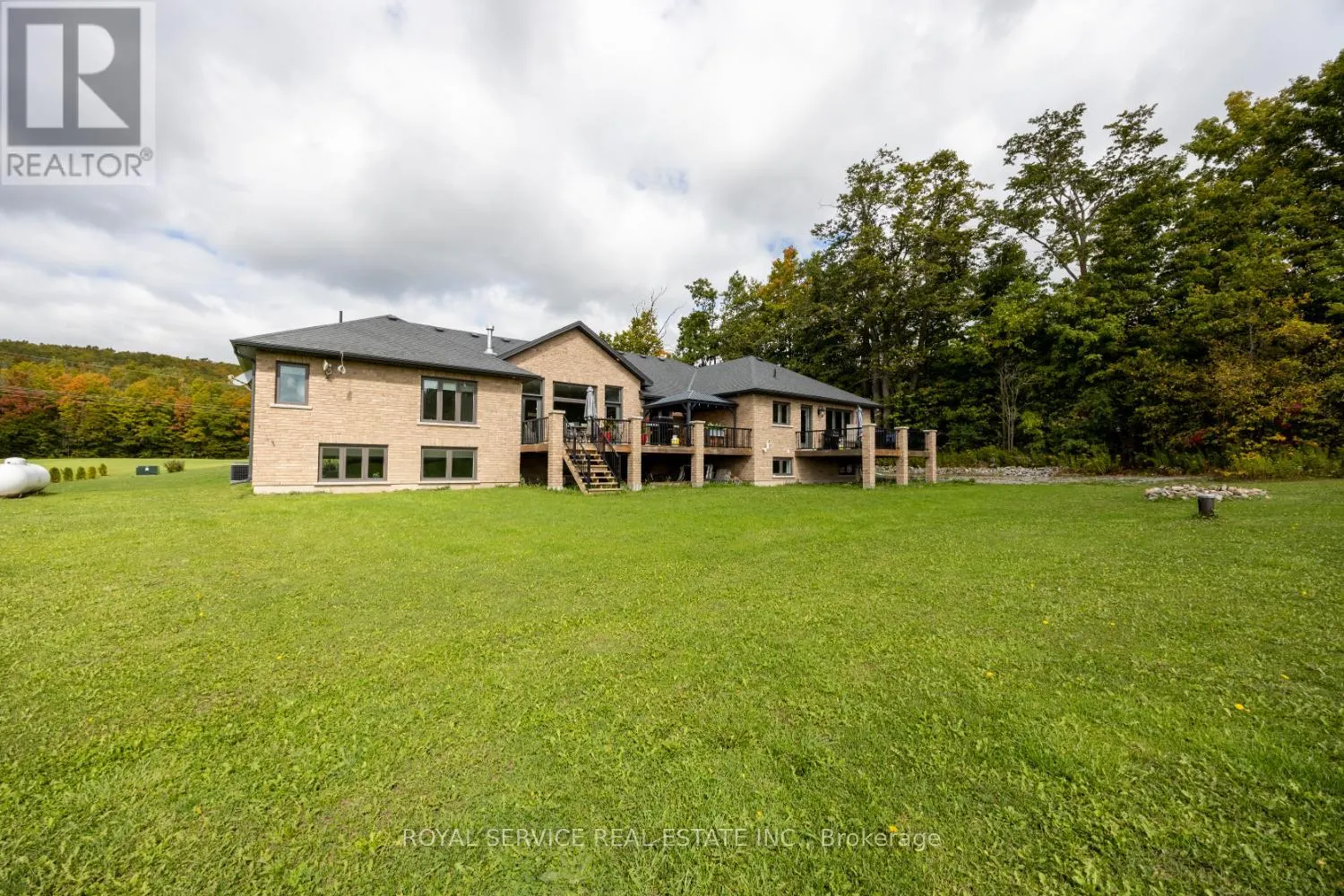 381 SHARPE LINE