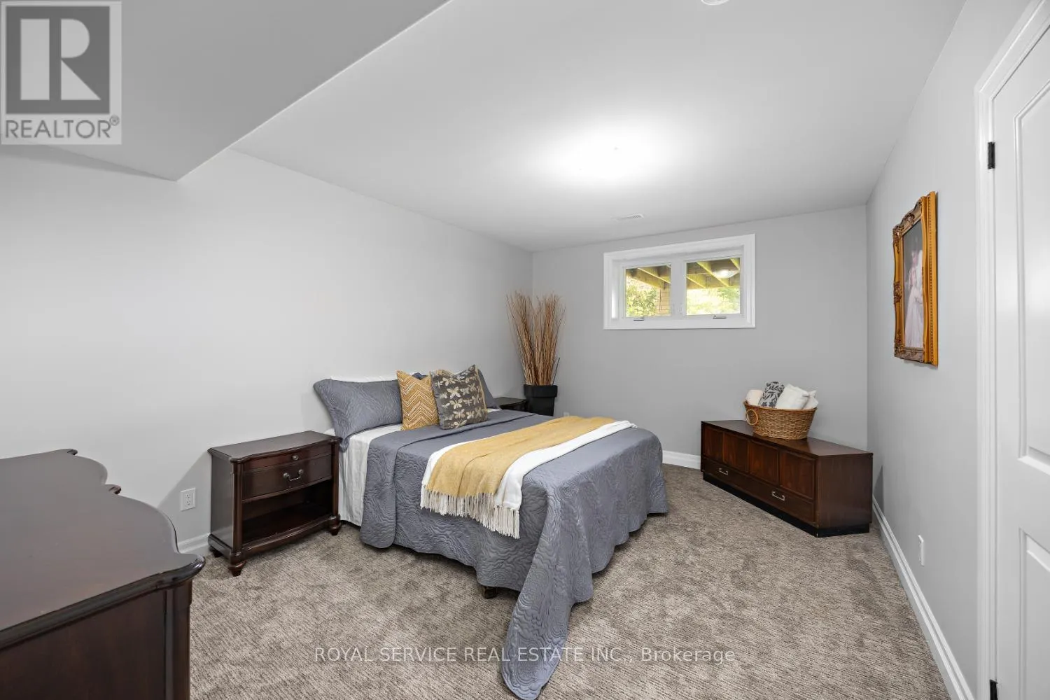 381 SHARPE LINE