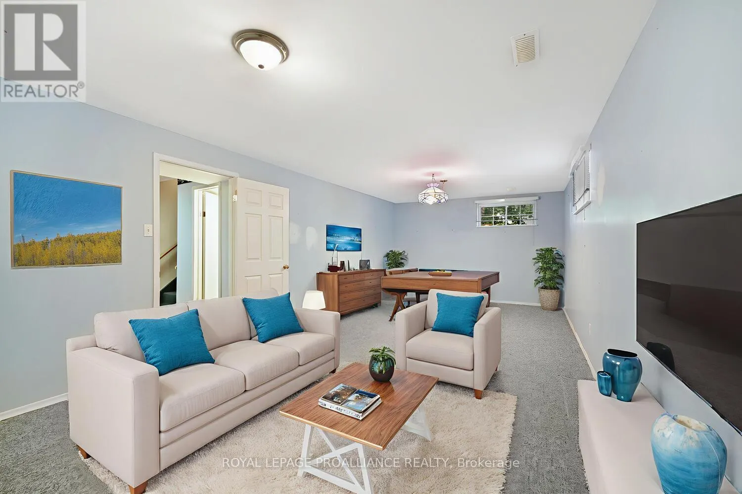 1003 MONTROSE STREET