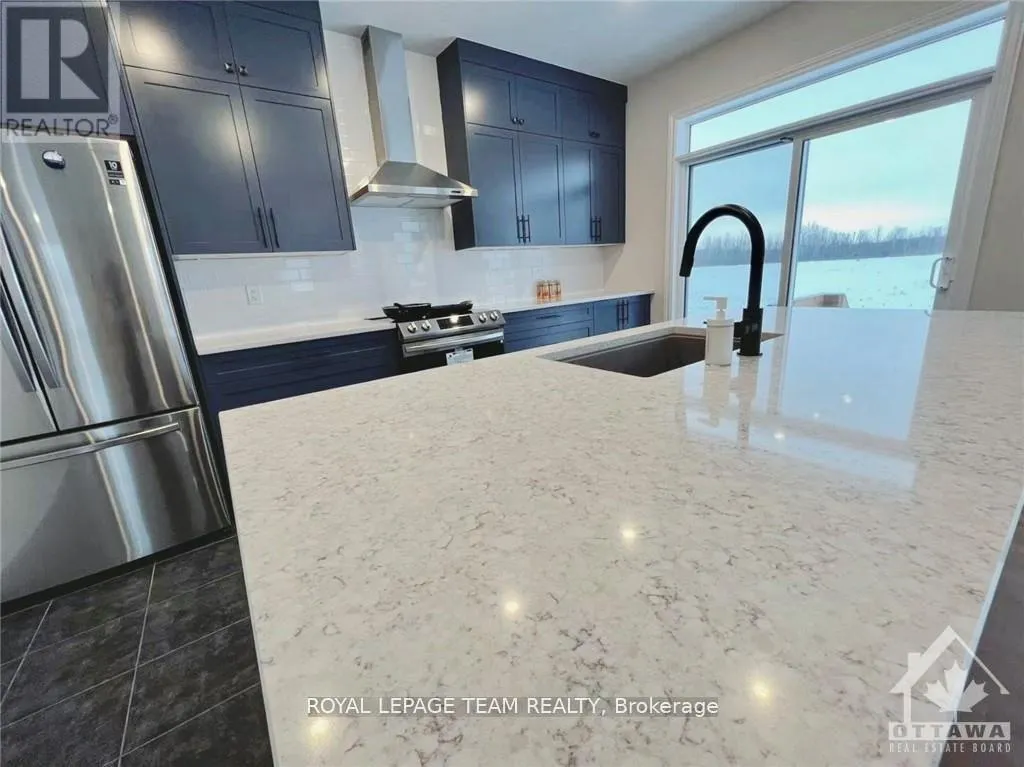 722 VENNECY TERRACE