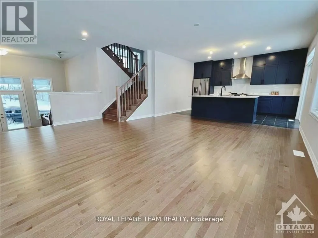 722 VENNECY TERRACE