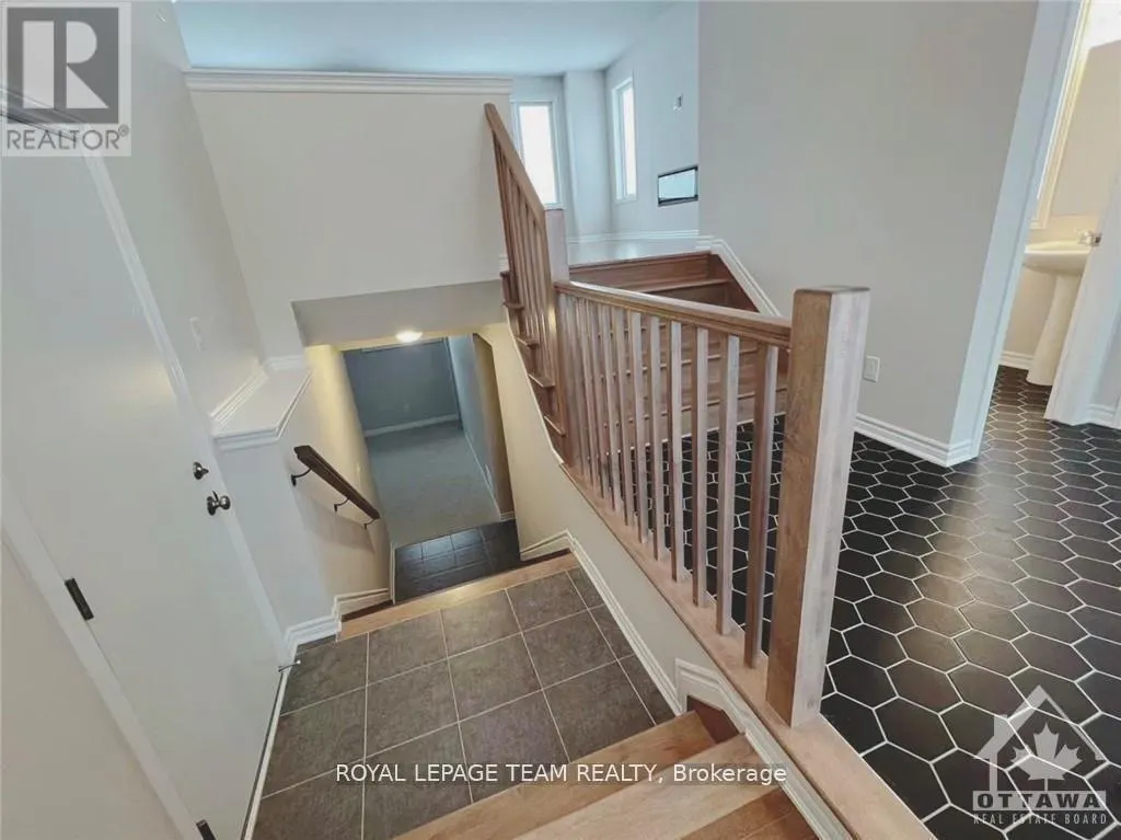 722 VENNECY TERRACE