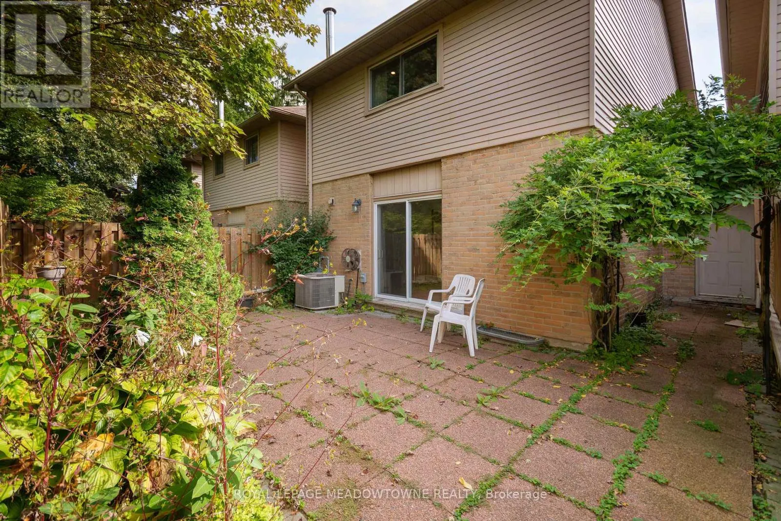 34 - 800 UPPER PARADISE ROAD
