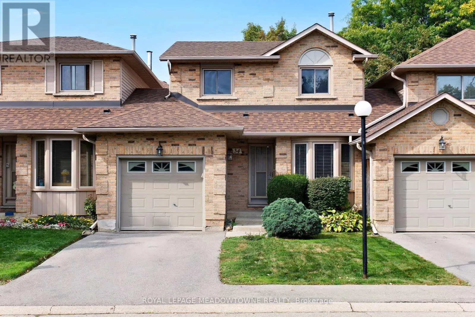 34 - 800 UPPER PARADISE ROAD