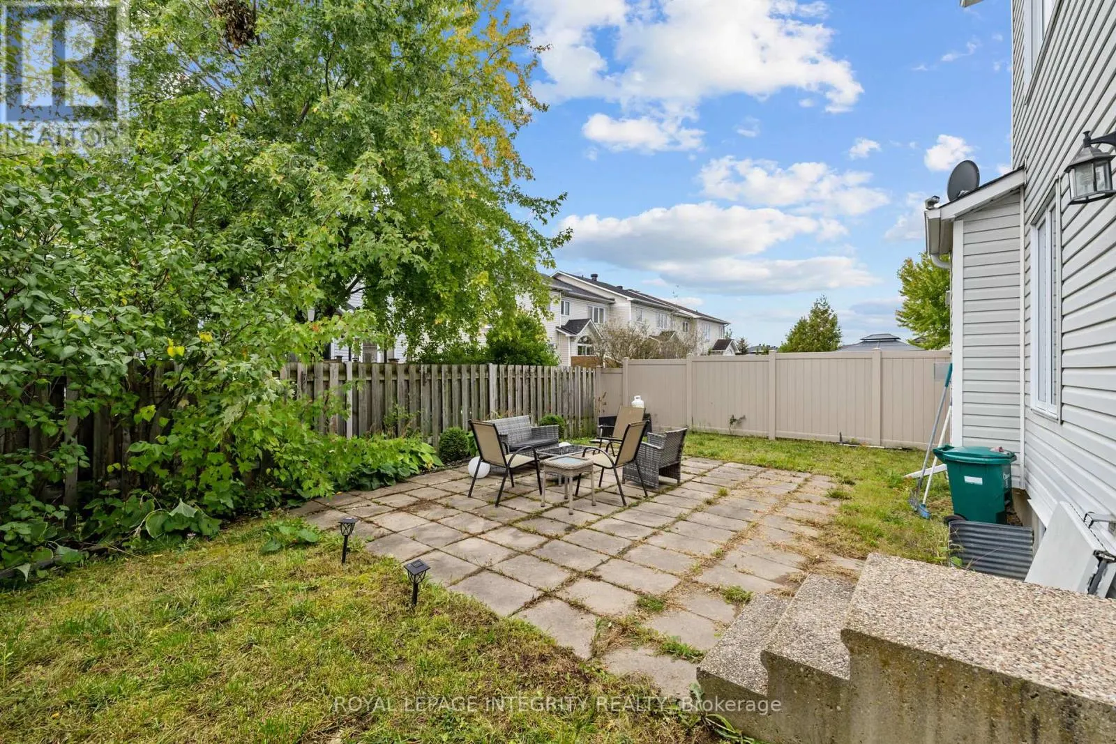 506 SOUTHFIELD WAY