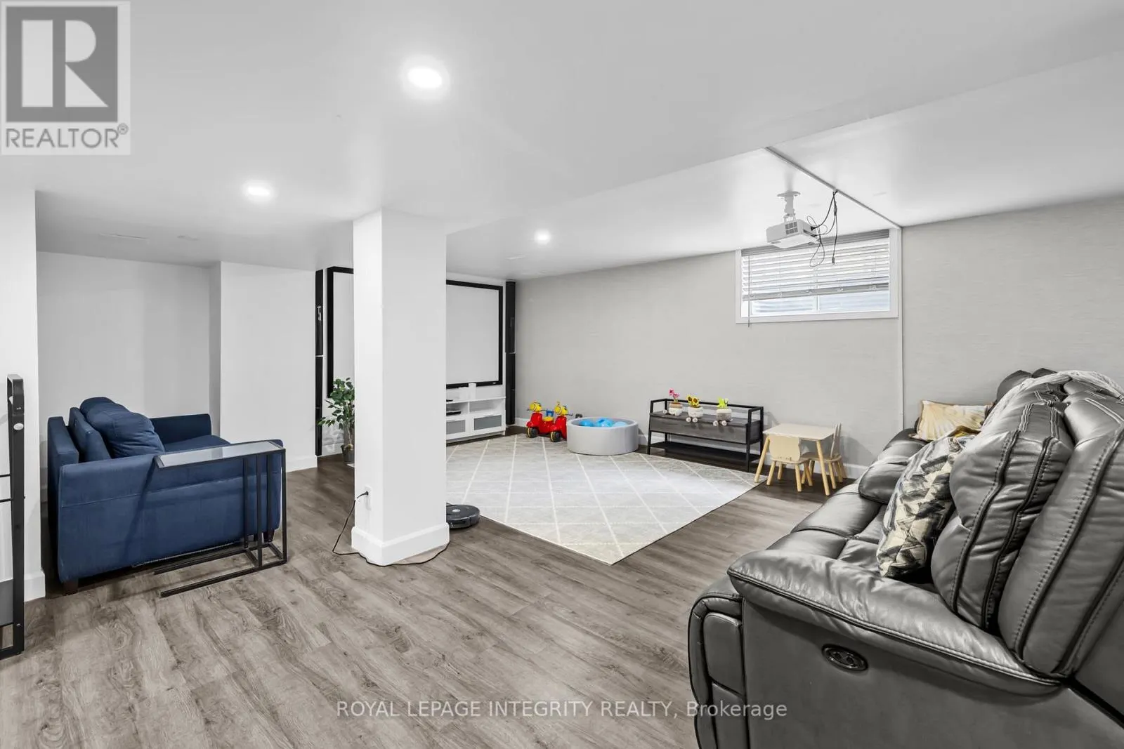 506 SOUTHFIELD WAY
