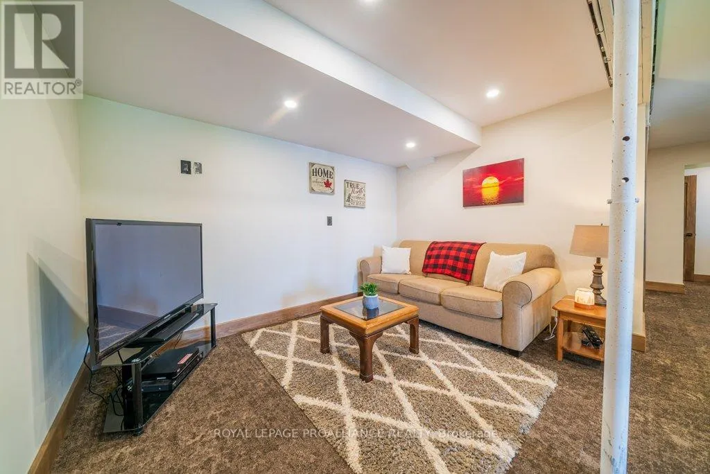 1202 ROCKY LANE