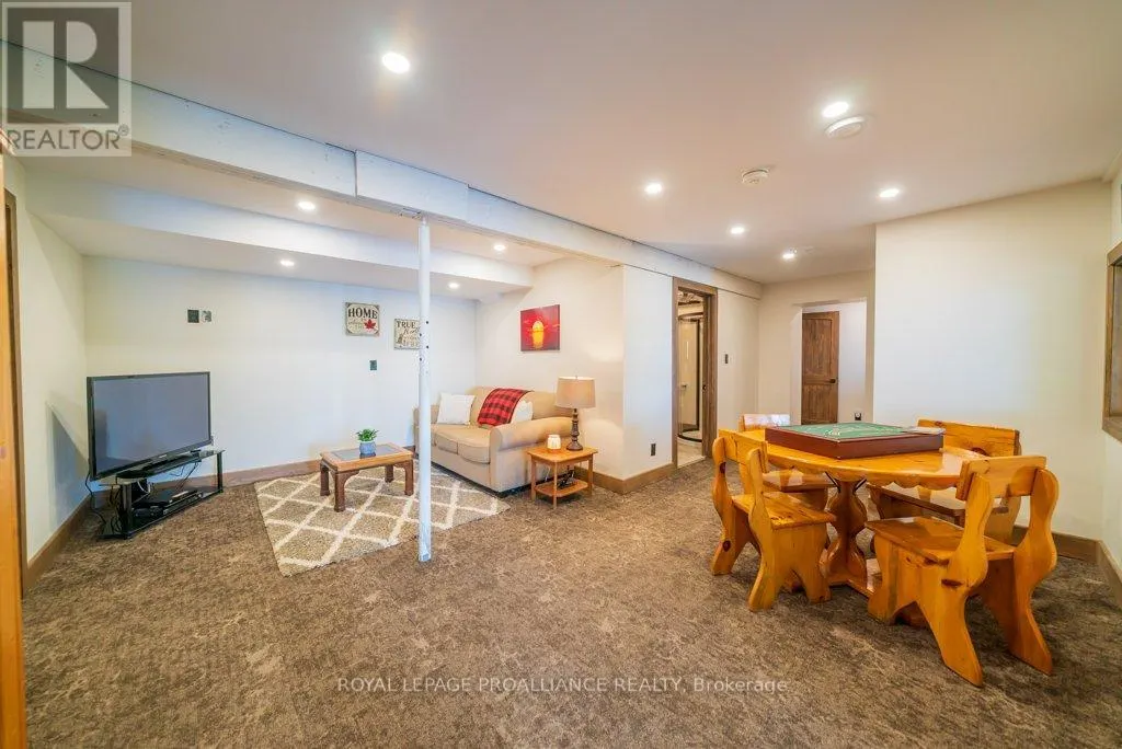 1202 ROCKY LANE